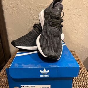 NIB - Adidas Swift Run CG4116. Tried on once & didn’t like the way they looked.